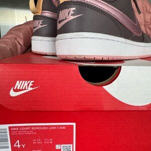 Nike Court Borough Low 2 GS in Violet and Pink